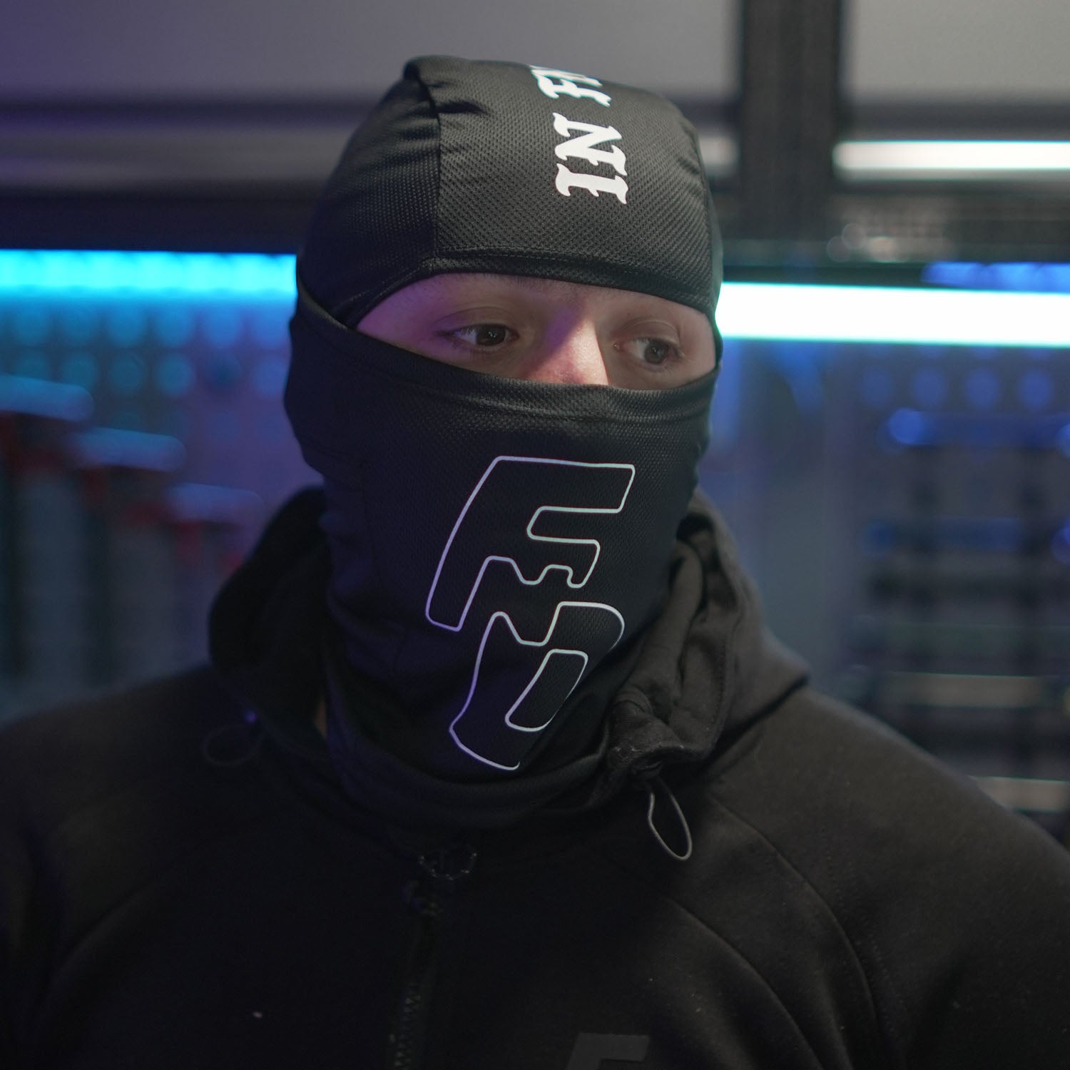Outline Balaclava