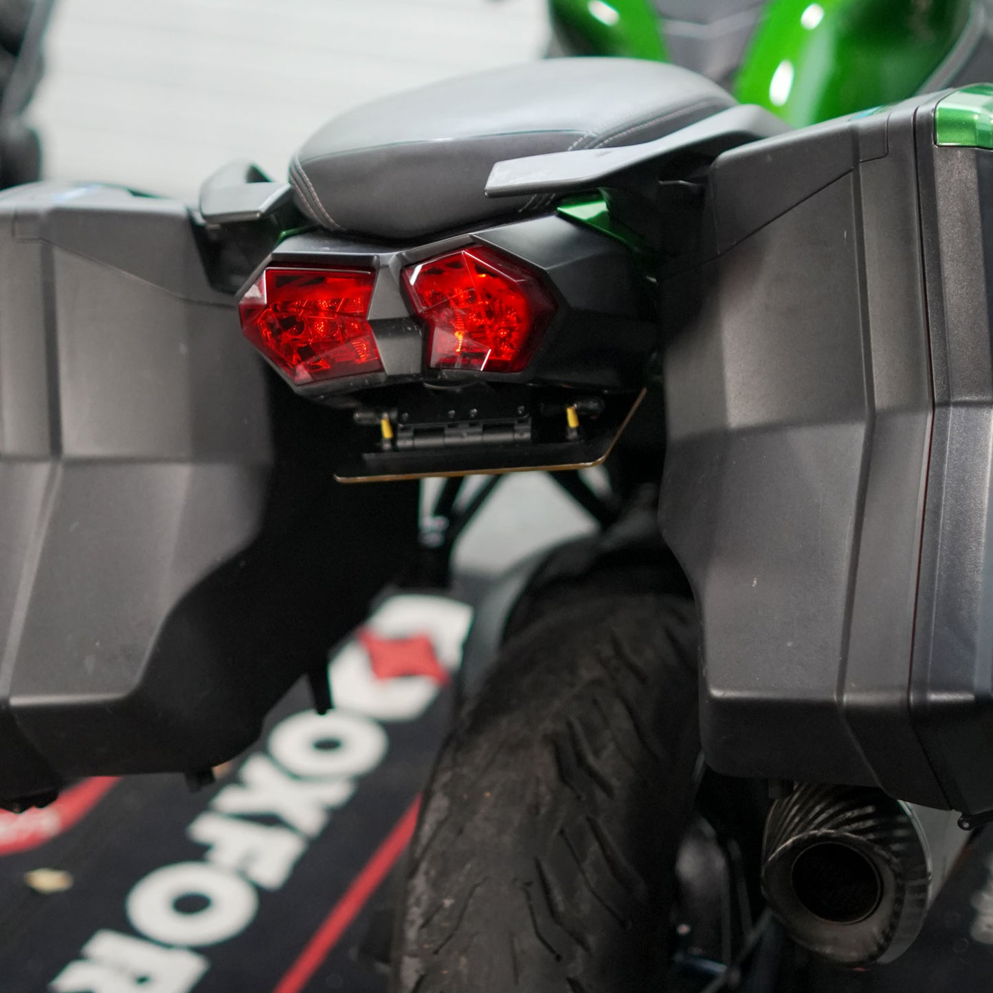 Kawasaki Ninja H2 SX