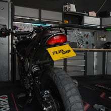 Load image into Gallery viewer, Triumph Scrambler 400X
