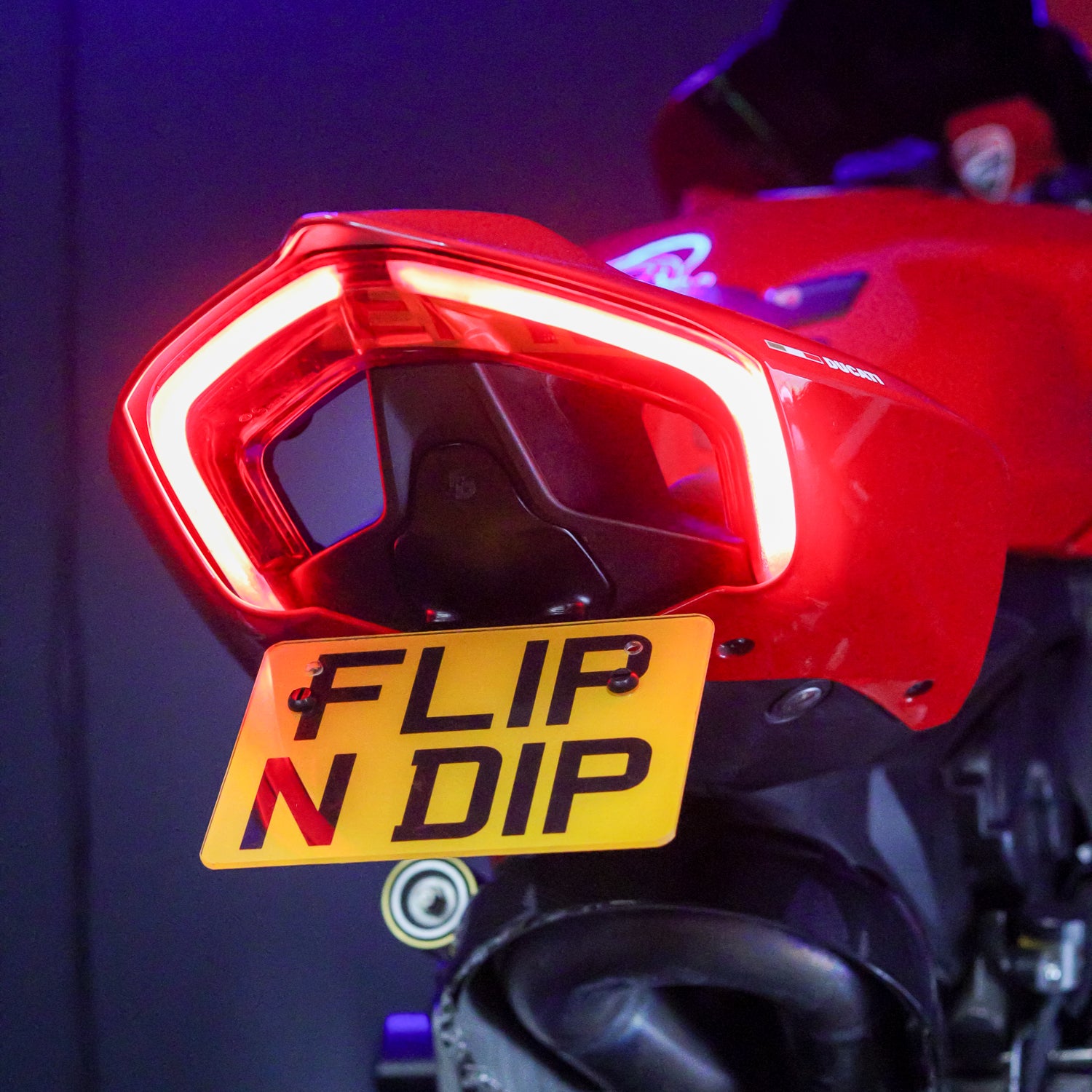 Ducati Panigale V2/V4