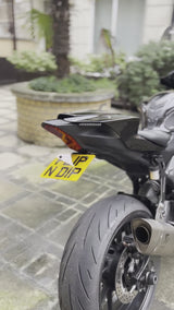 Yamaha R7