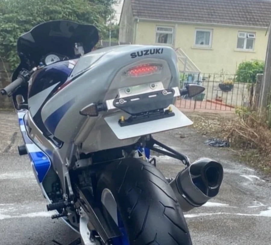 Normal universal bracket fitted to a bike
